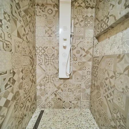 Semesterbostad Cosy Forest House Vértesacsa