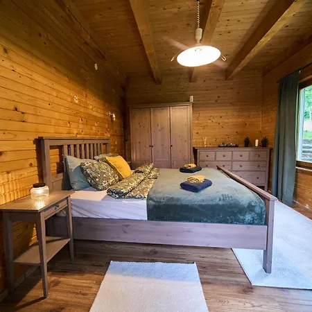 Semesterbostad Cosy Forest House