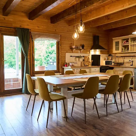 Cosy Forest House * Vértesacsa