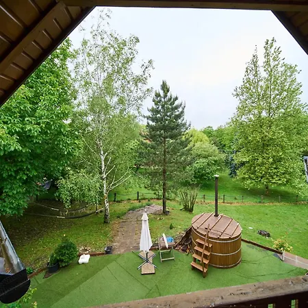 Cosy Forest House Semesterbostad Vértesacsa