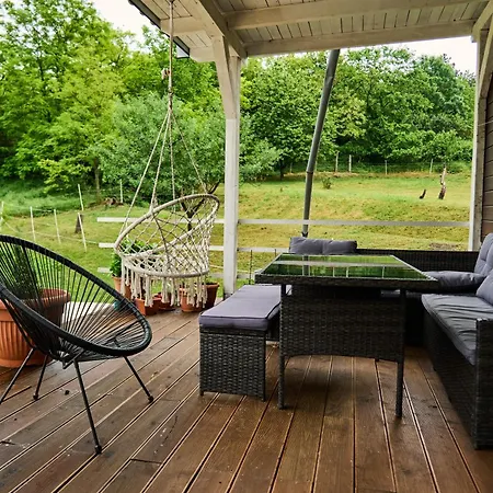 Cosy Forest House Semesterbostad Vértesacsa