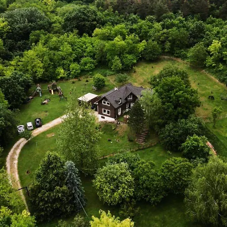Cosy Forest House Vértesacsa